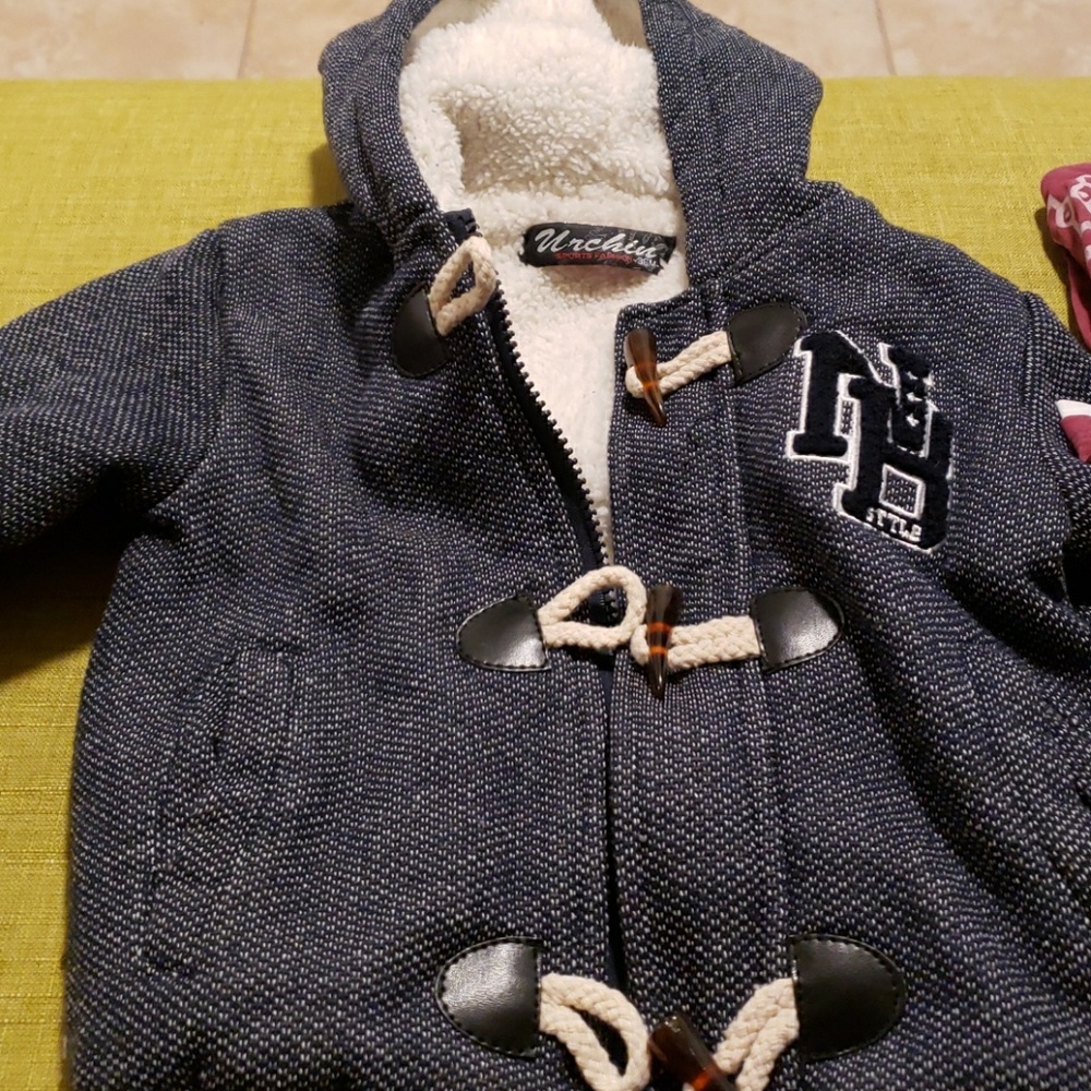 Toddler Boys Bundle 18-24 months - Picture 3 of 8